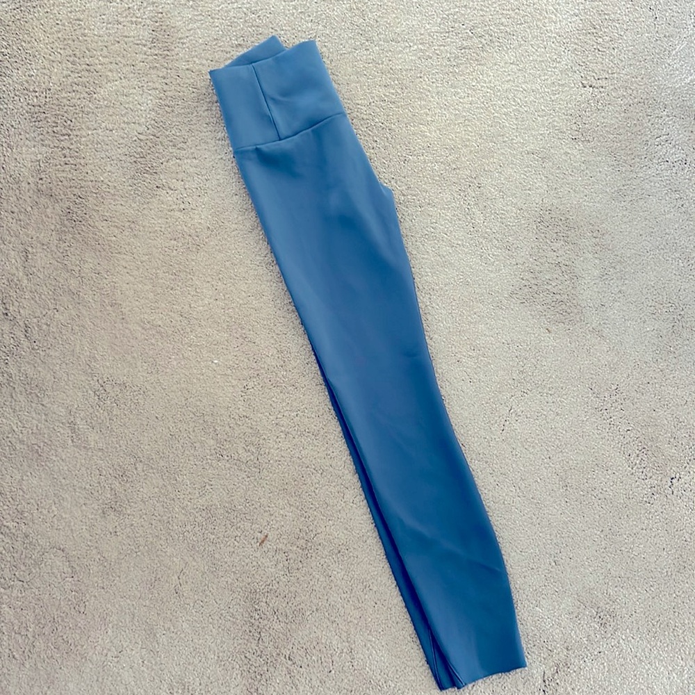 Vuori Blue High-Waist Leggings